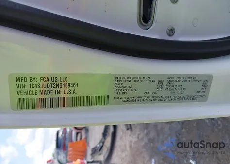 2022 Jeep Wagoneer Series Iii 4X2 from USA, damaged, VIN 1C4SJUDT2NS109461